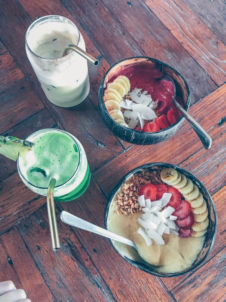 Nalu_Bowls_Smoothie_bowls1